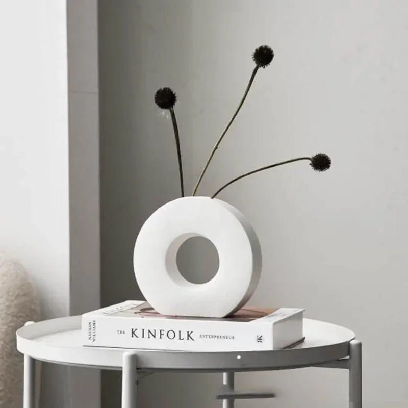 Nordic Ring Vase