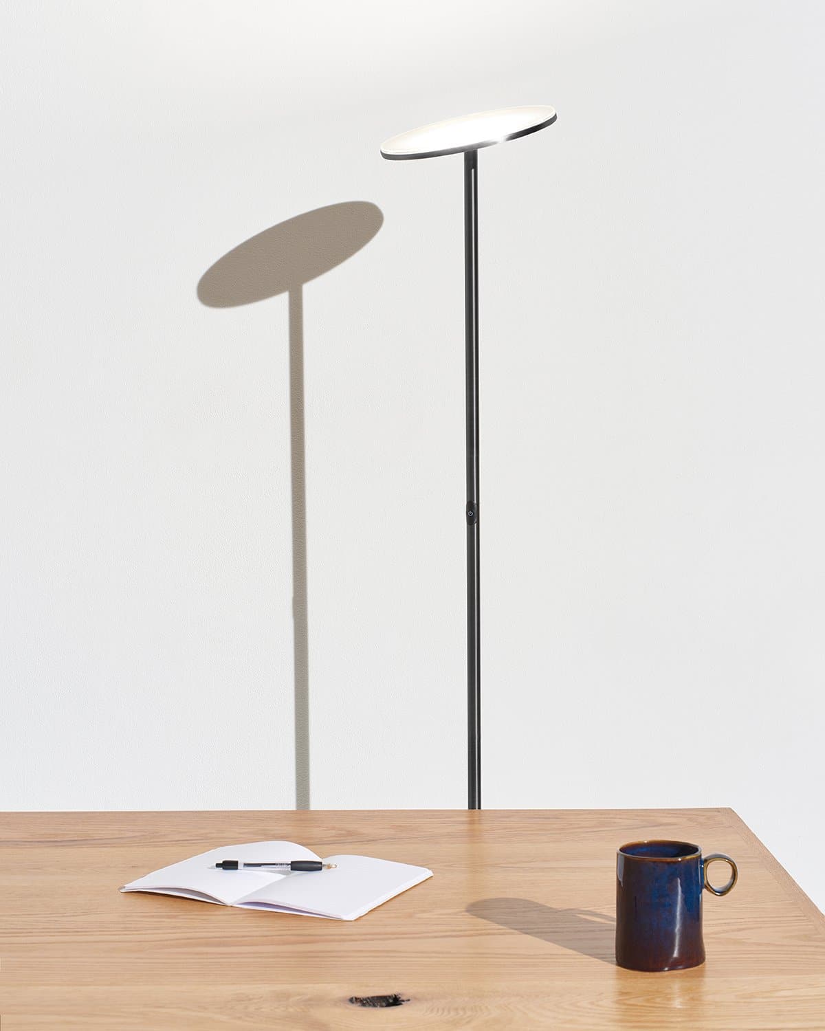 Axel Floor Lamp