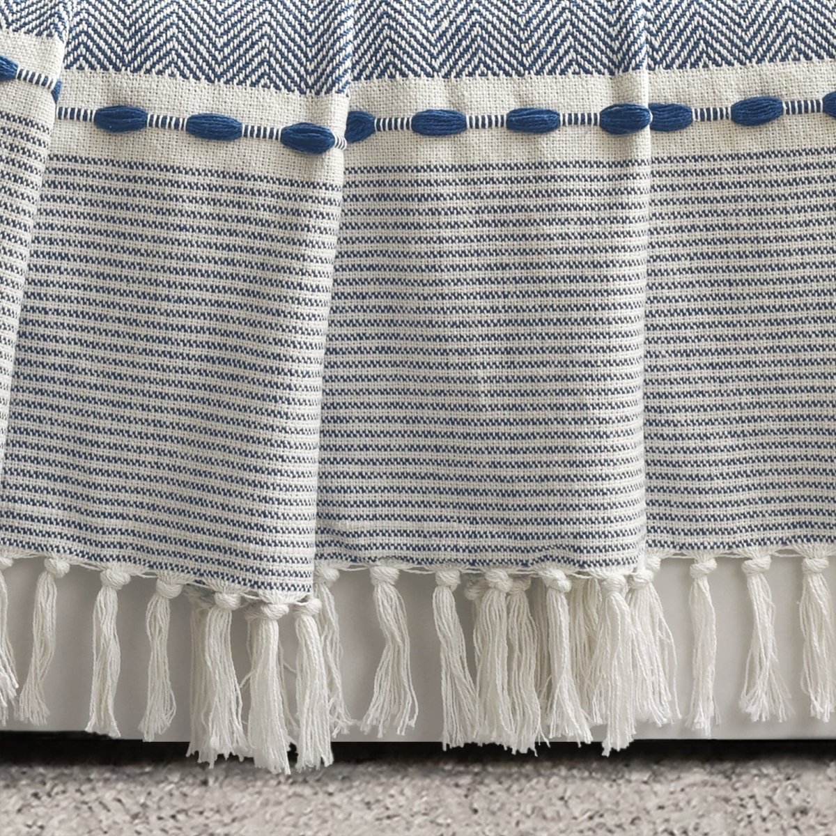 Herringbone Stripe Cotton Woven Tassel Throw