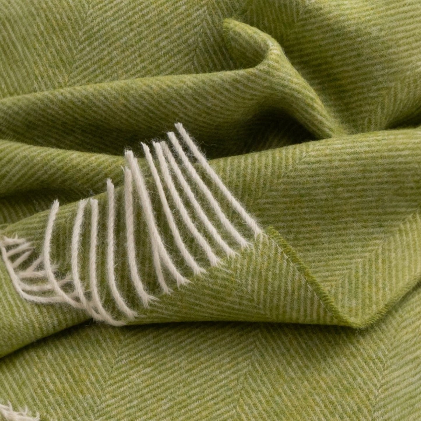 Shetland Lambswool Throw – Lime