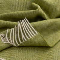Shetland Lambswool Throw – Lime