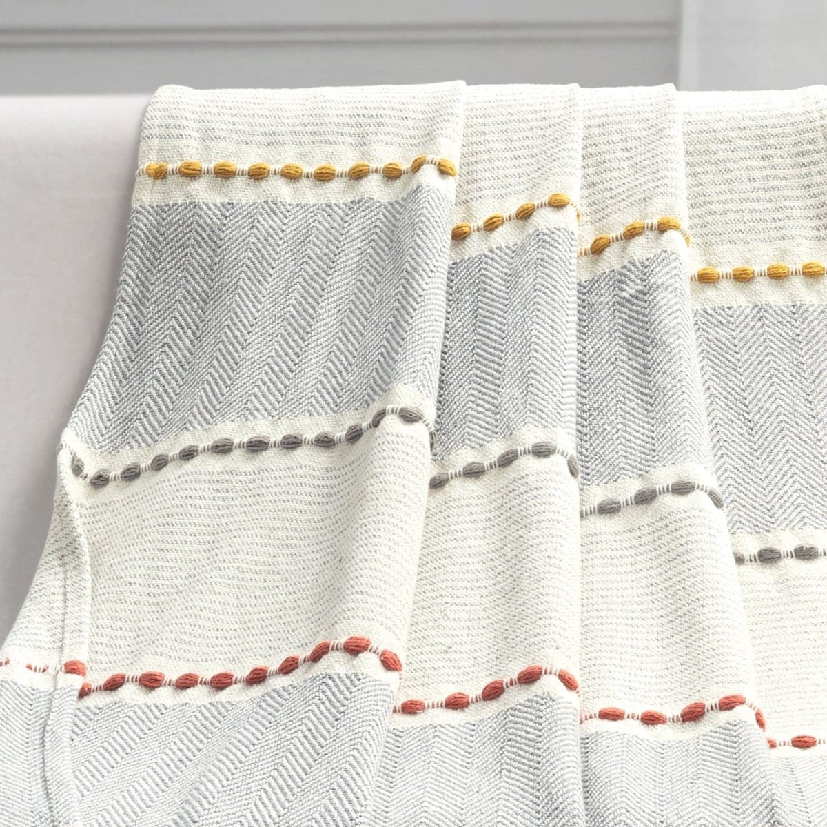 Herringbone Stripe Cotton Woven Tassel Throw