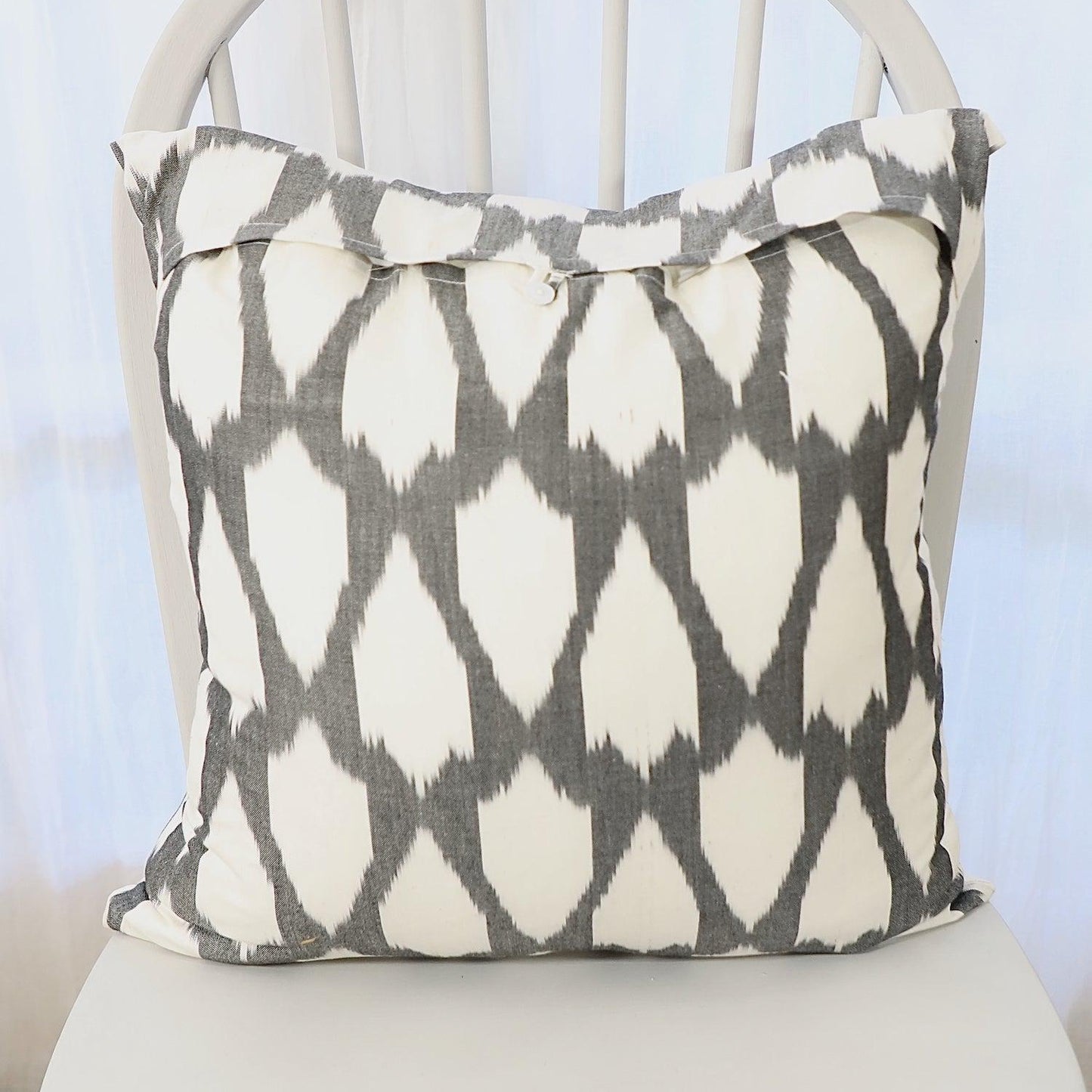 Naomi Pillow Cover