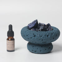 Blue moon-shaped diffuser