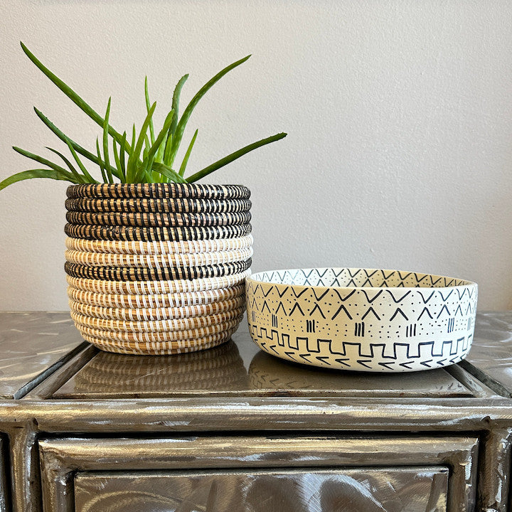 Soapstone Bowl - 8" (Decorative Use Only)