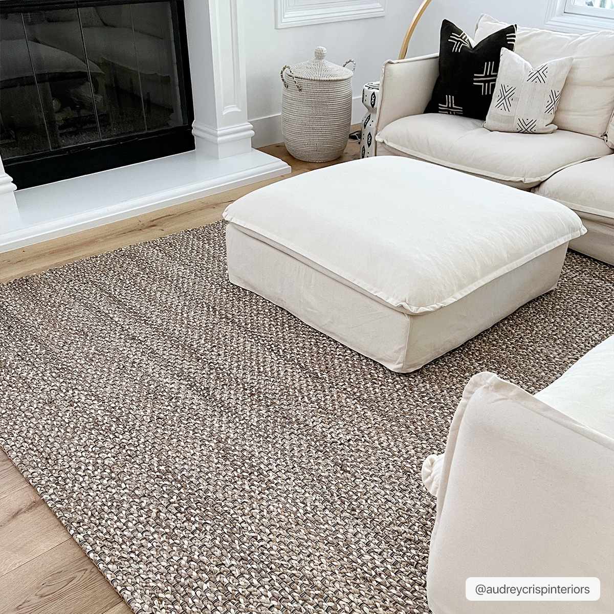 Tula Hand Woven Natural Jute Rug