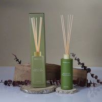 Smells Like Fresh Cut Grass Reed Diffuser - 5oz
