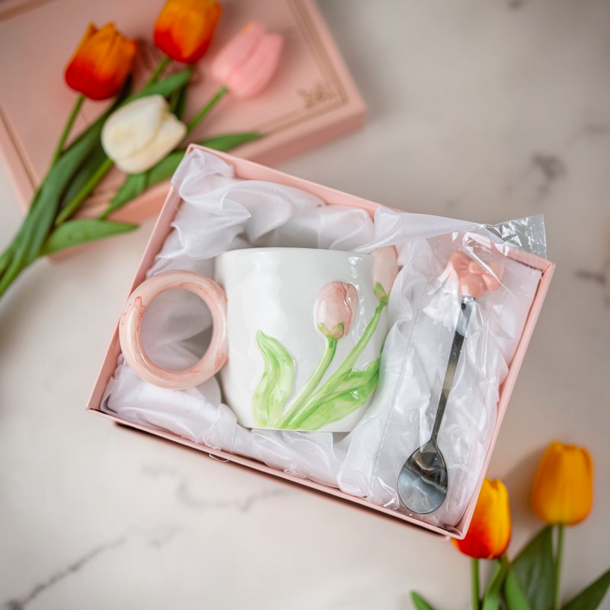 Tulip Ceramic Mug with Spoon Gift Set