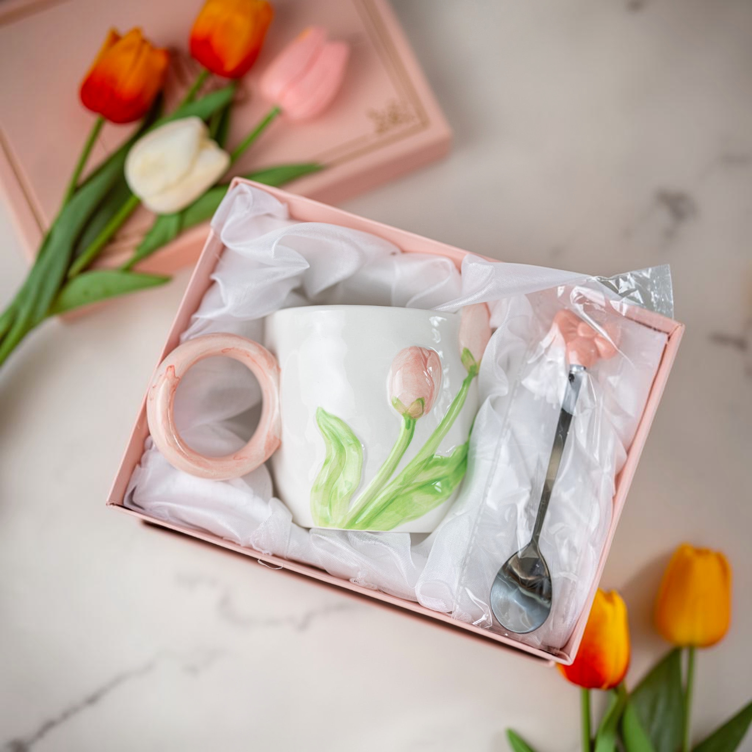 Tulip Ceramic Mug with Spoon Gift Set