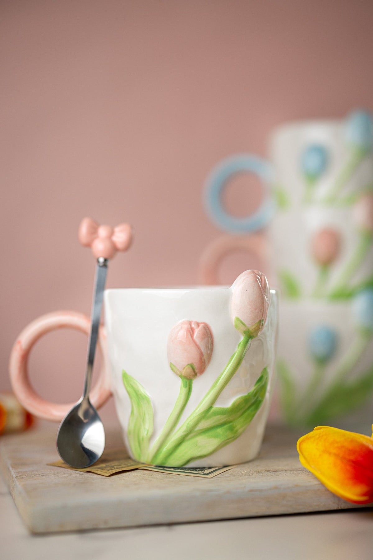 Tulip Ceramic Mug with Spoon Gift Set
