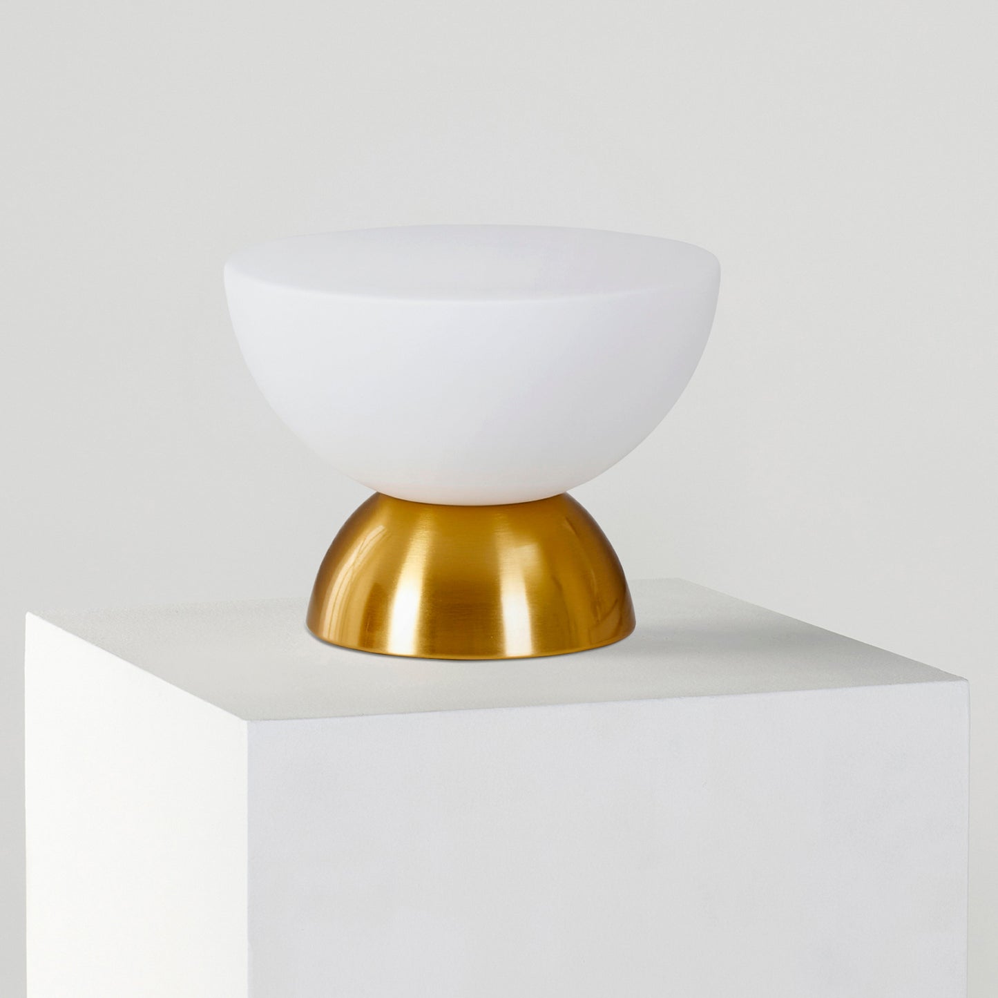 Hollis Table Lamp