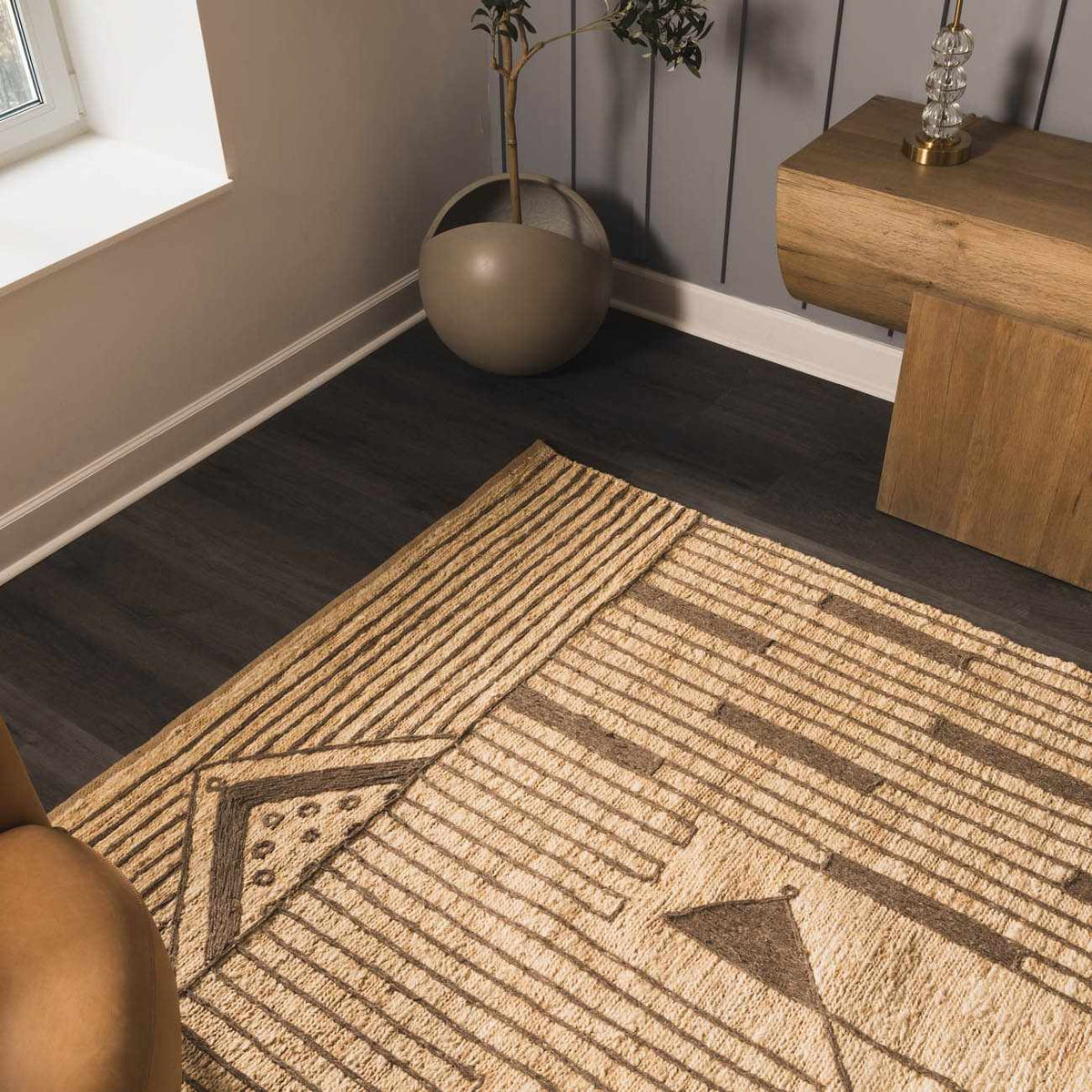 Millis Hand-Knotted Jute Rug