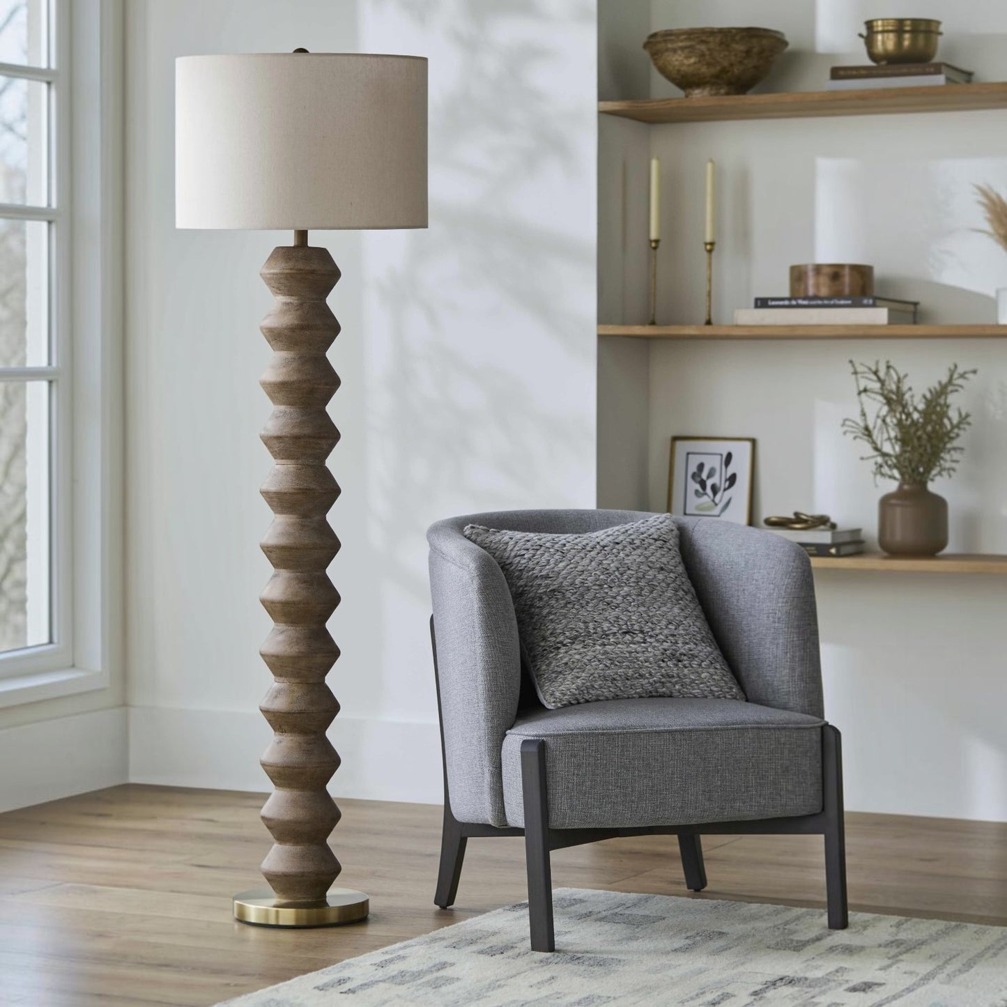 Wren Floor Lamp