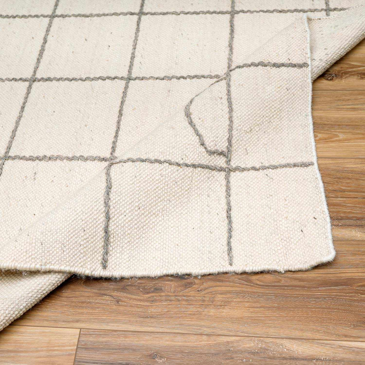 Tieve Grid Wool Rug