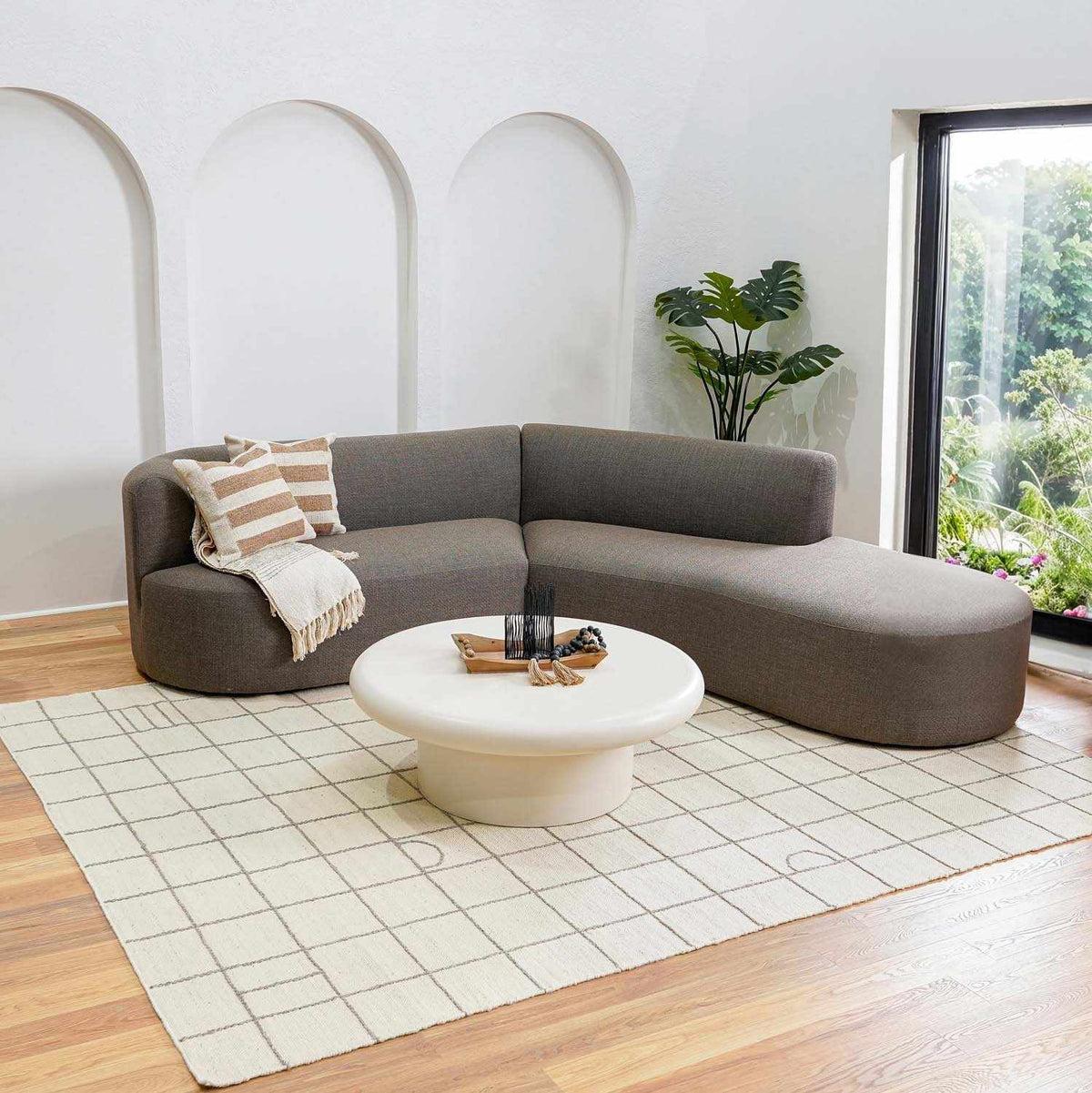 Tieve Grid Wool Rug