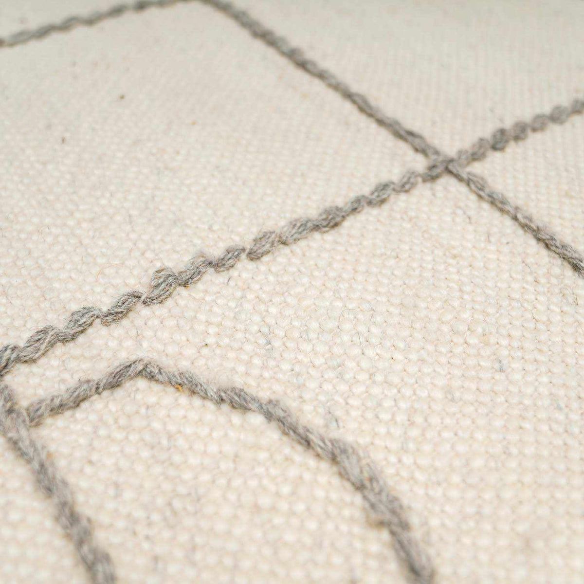 Tieve Grid Wool Rug