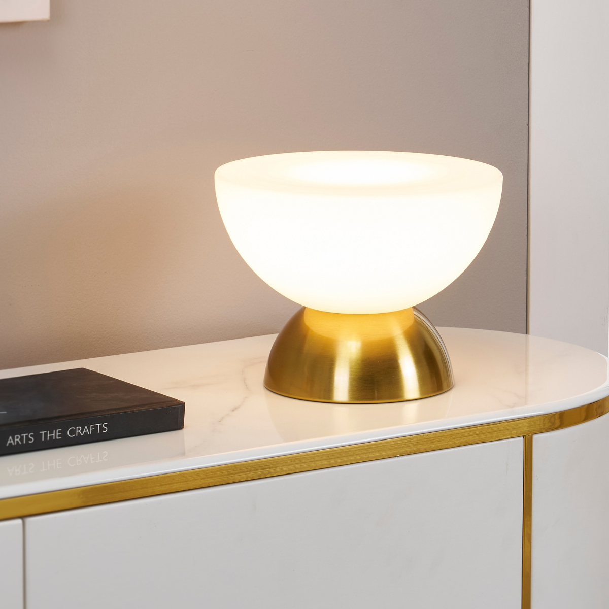 Hollis Table Lamp
