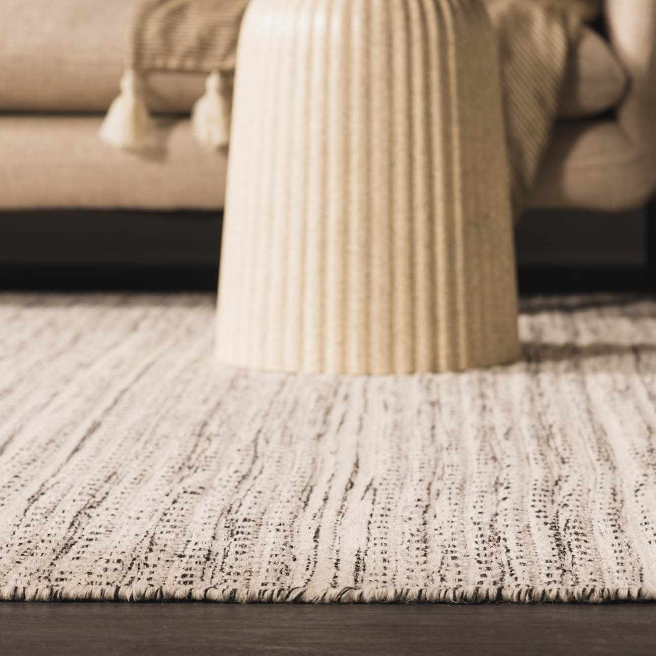 Tierra Wool Area Rug