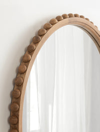 Niobe Mirror
