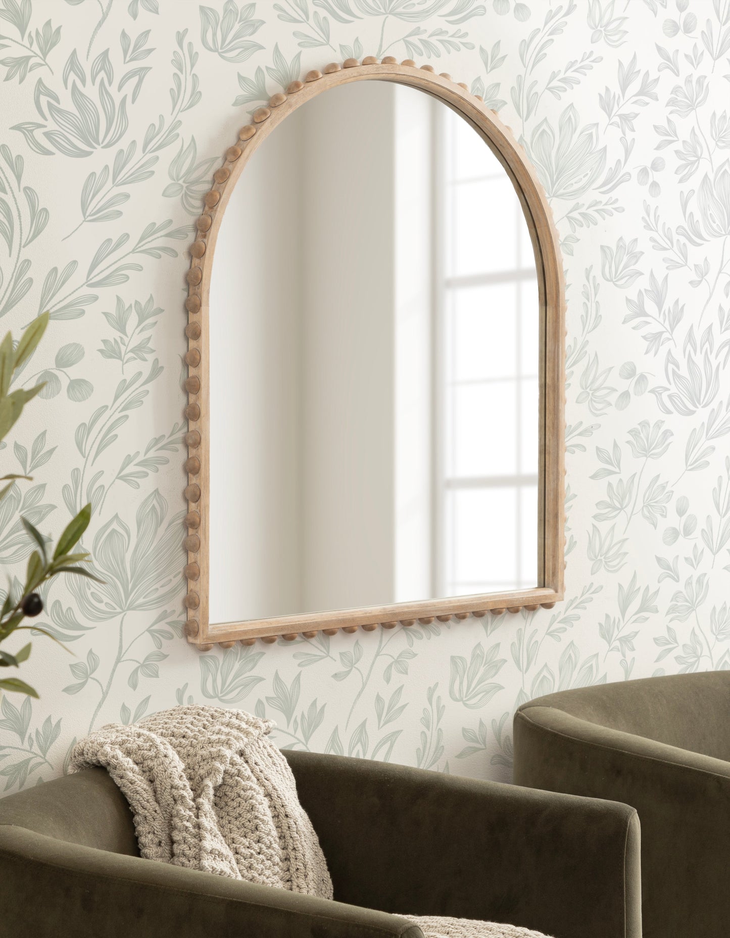Bryn Mirror