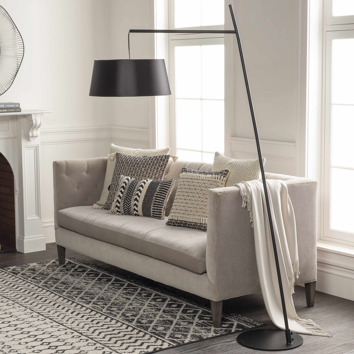 Parys Black Iron Floor Lamp