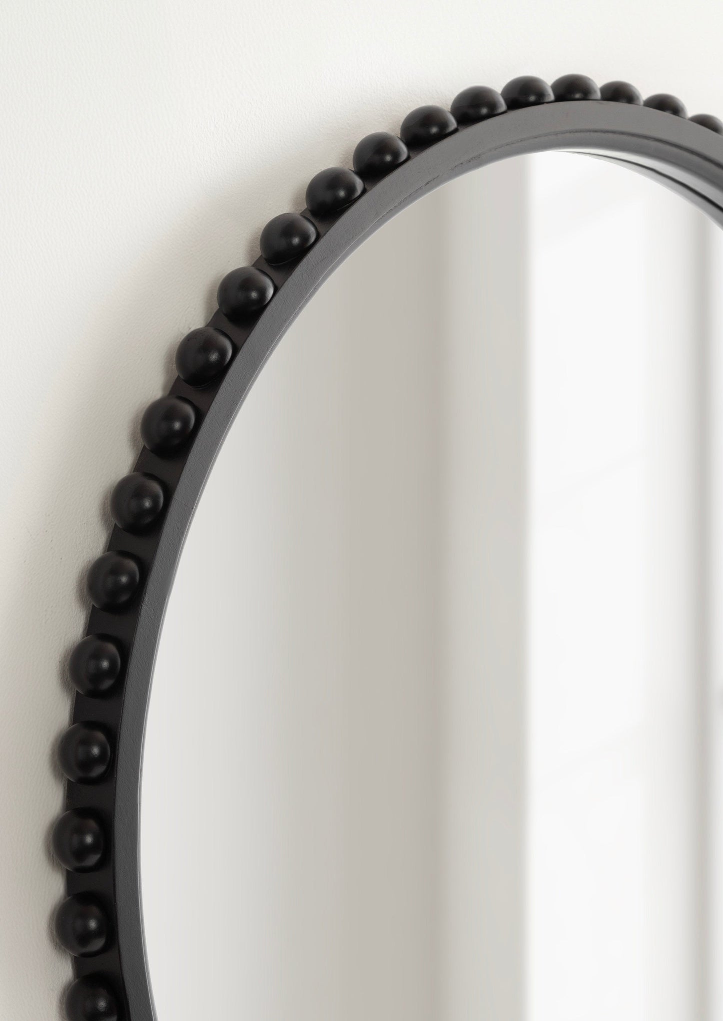 Niobe Mirror