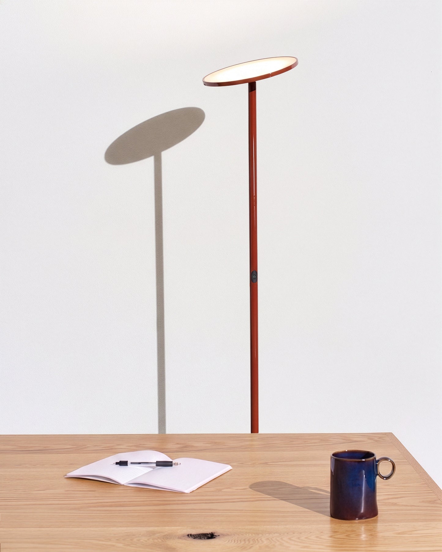 Axel Floor Lamp