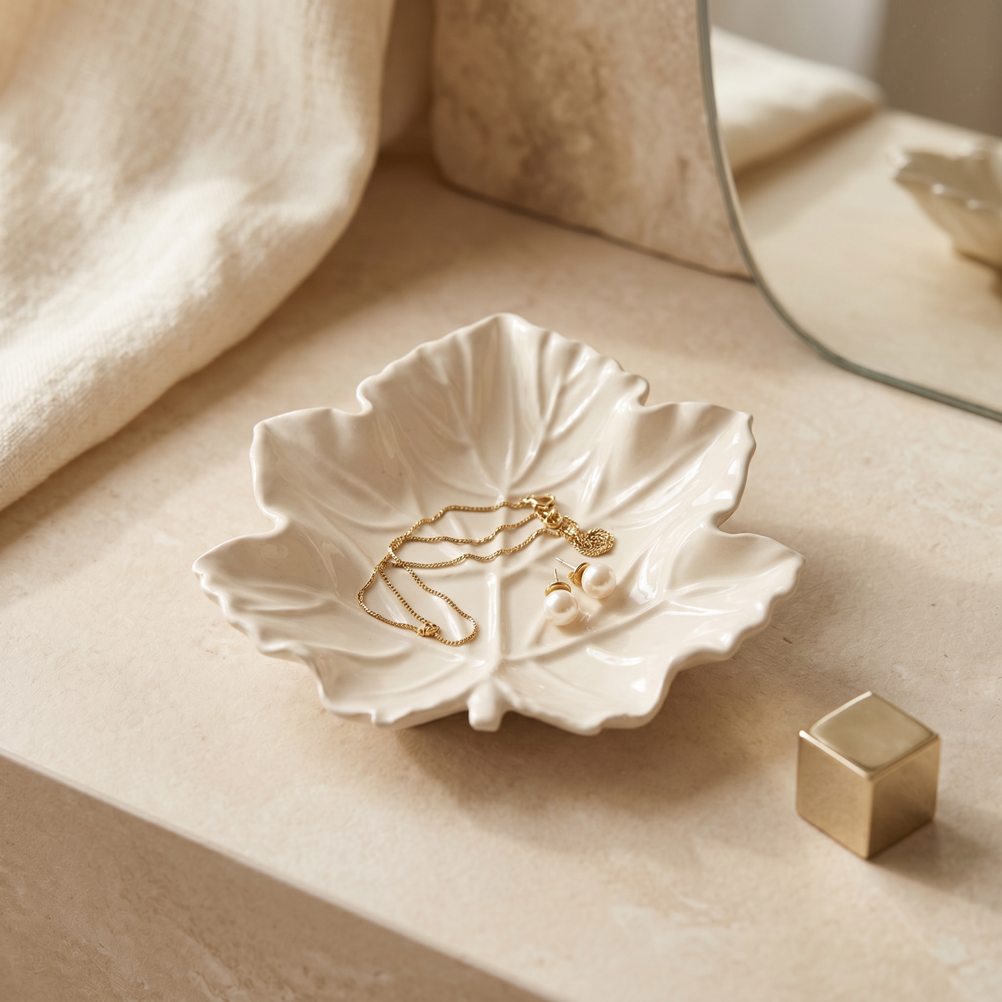 Maple Leaf Tray
