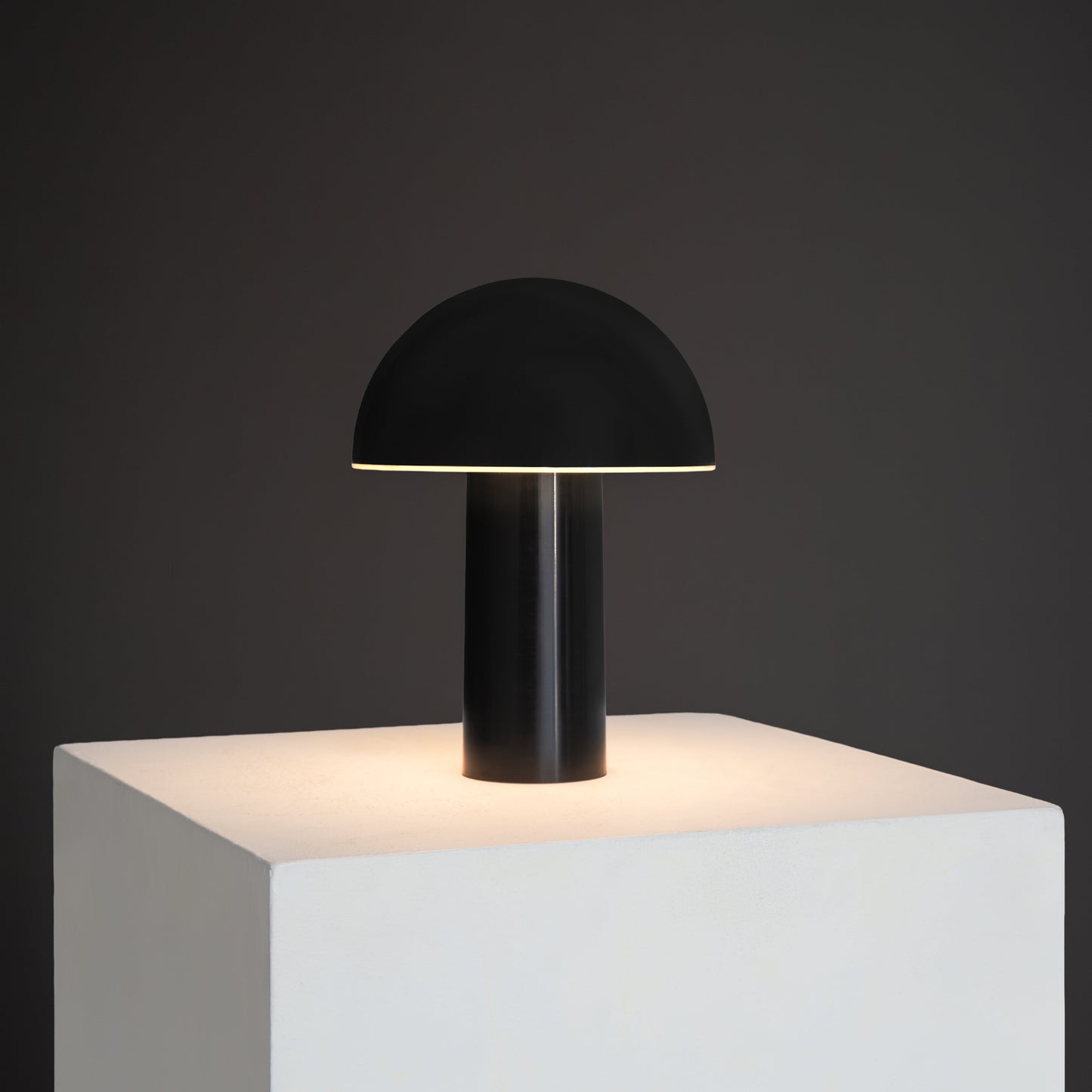 Bloom Portable Lamp
